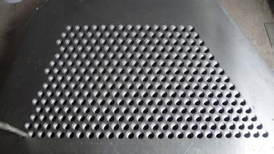 铝铜板冲孔
